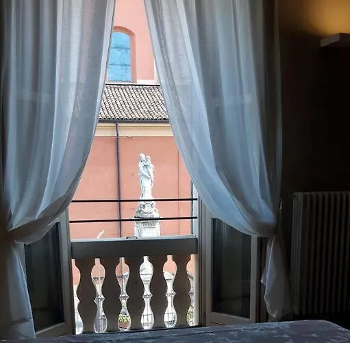 Al Centro Tra Modena E Bologna Lägenhet