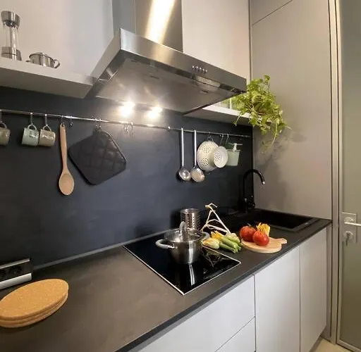 Al Centro Tra Modena E Bologna