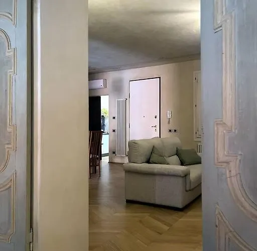 Al Centro Tra Modena E Bologna